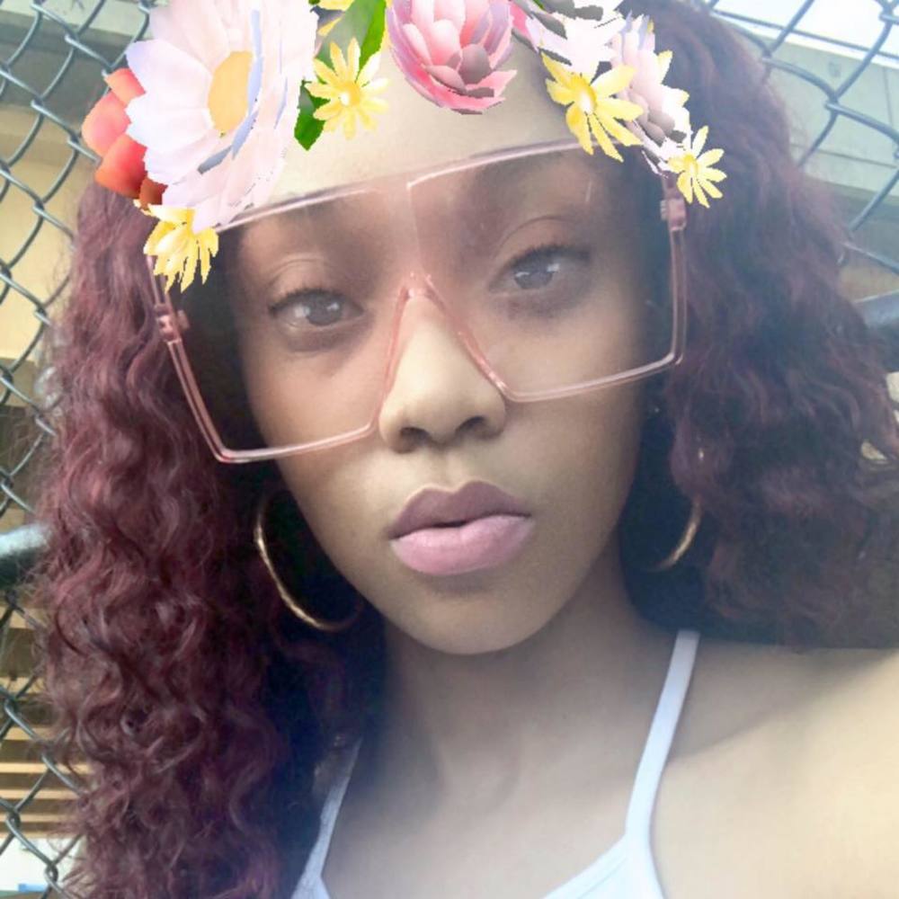 Meet your Posher, Lachelle